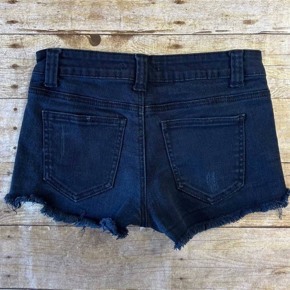 Forever 21 Womens Black Denim Cut Off Shorts Frayed Hem Distressed Size 26